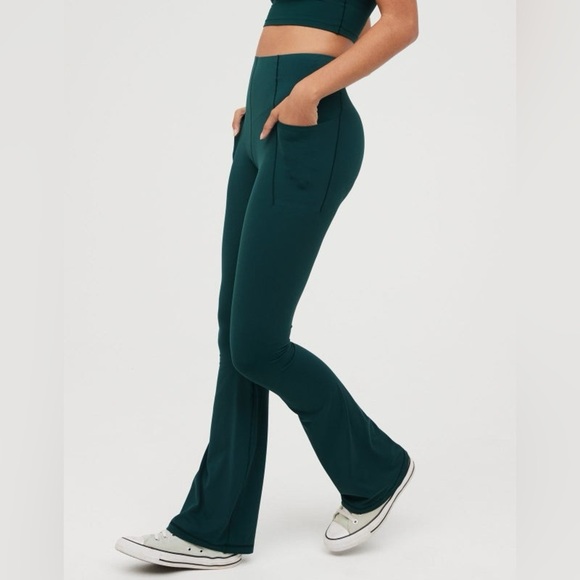 aerie Pants - OFFLINE BY AERIE REAL ME XTRA HOLD UP! POCKET BOOTCUT LEGGING